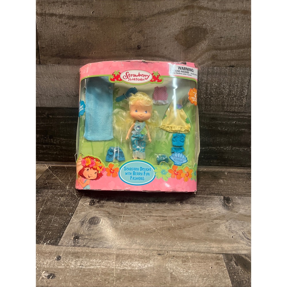 Bandai Strawberry Shortcake Seaberry Delight Berry Fun Fashions Target Exclusive